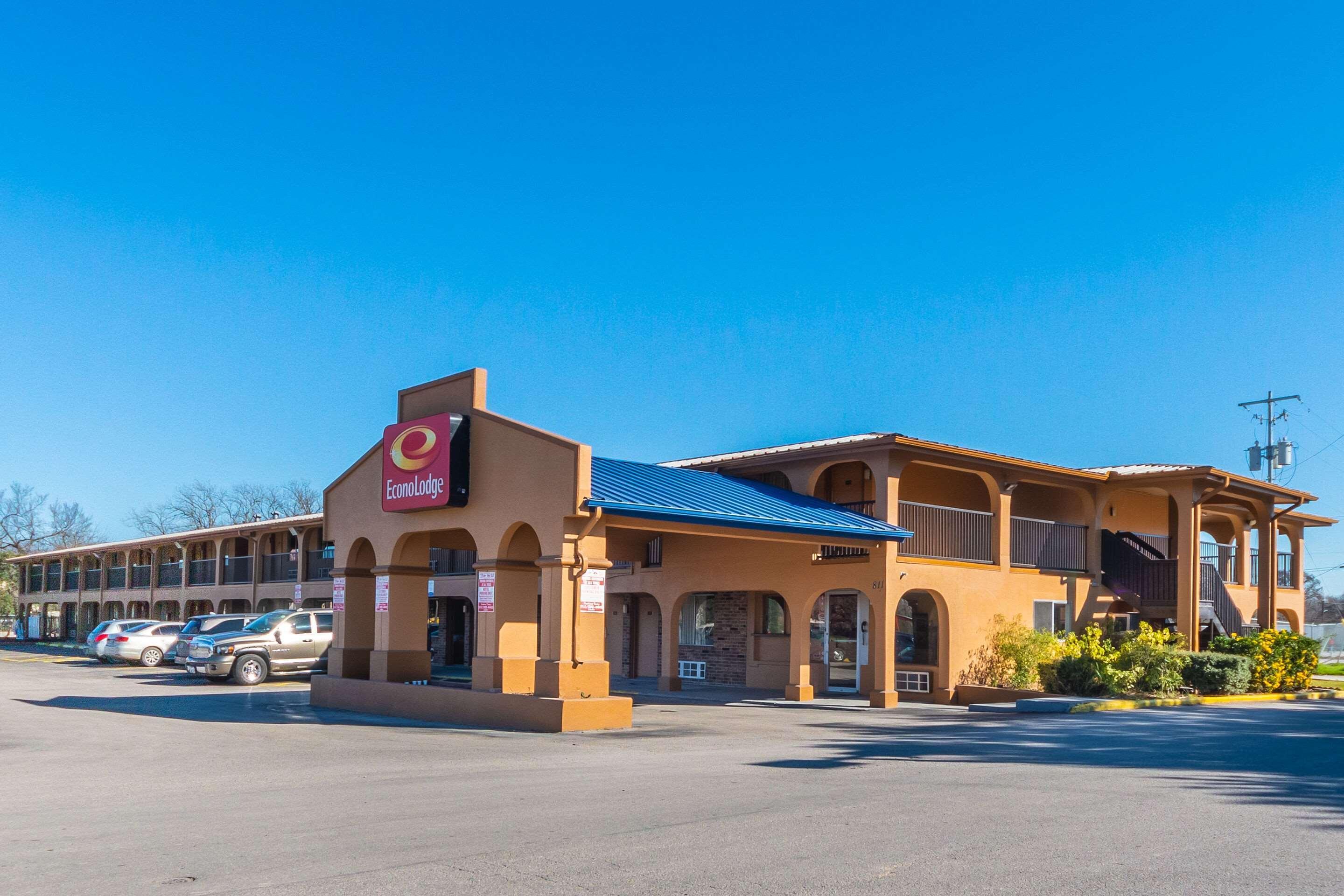 Econo Lodge San Marcos University Area Екстер'єр фото