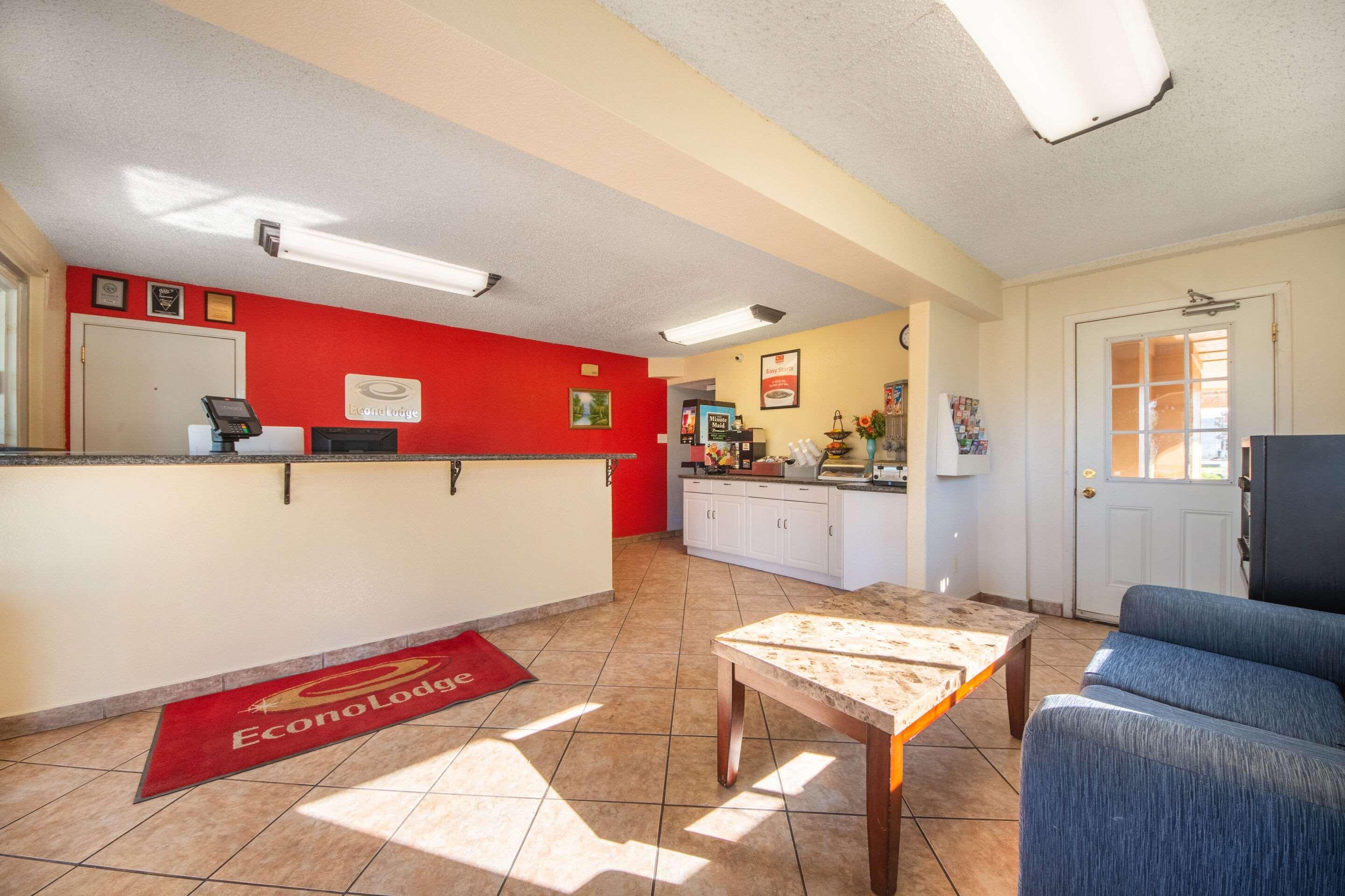Econo Lodge San Marcos University Area Екстер'єр фото